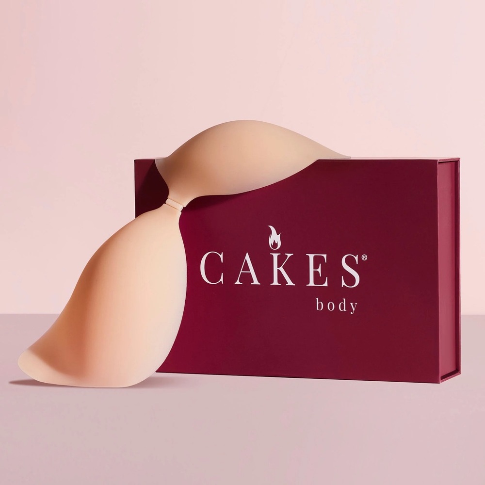 CAKES Cleavage Bra